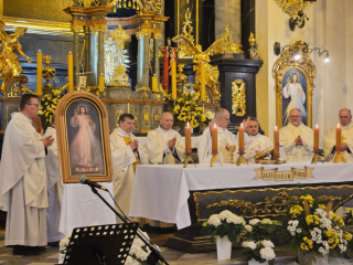 432939626_748770370694792_8015867070859848959_n